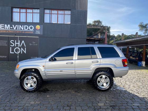 JEEP GRAND CHEROKEE 4.7 LIMITED 4X4 V8 16V GASOLINA 4P AUTOMÁTICO